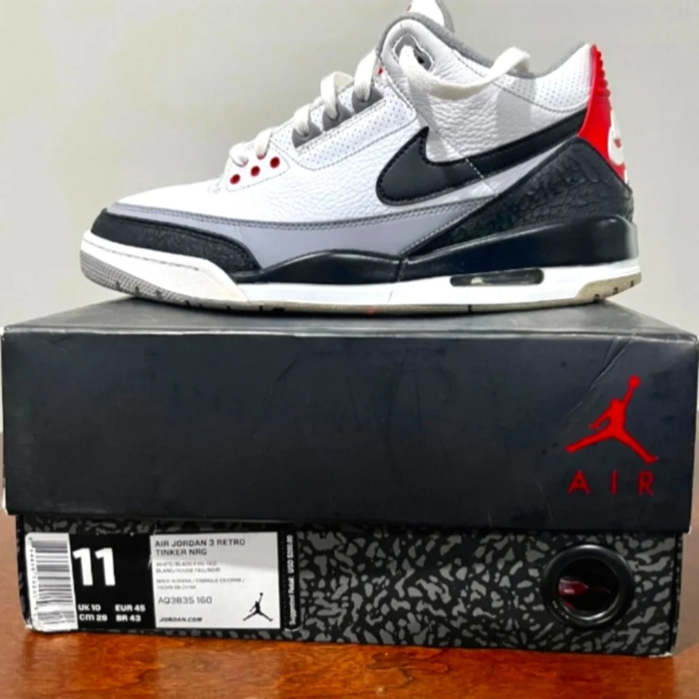 Jordan 3 Tinker Hatfields version - Picture 1 of 3